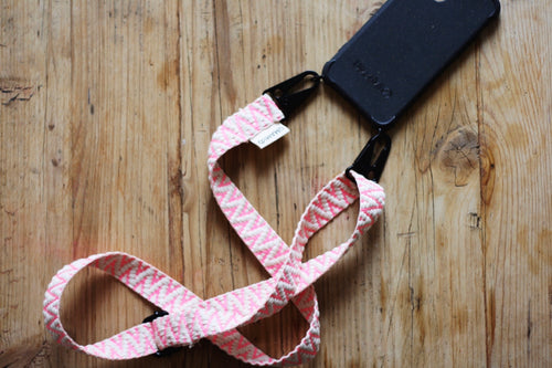 Smartphone Necklace ZigZag Pink // Handykette ZigZag Pink